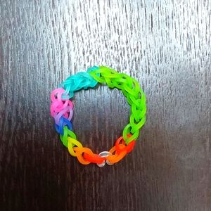 Single bracelet
